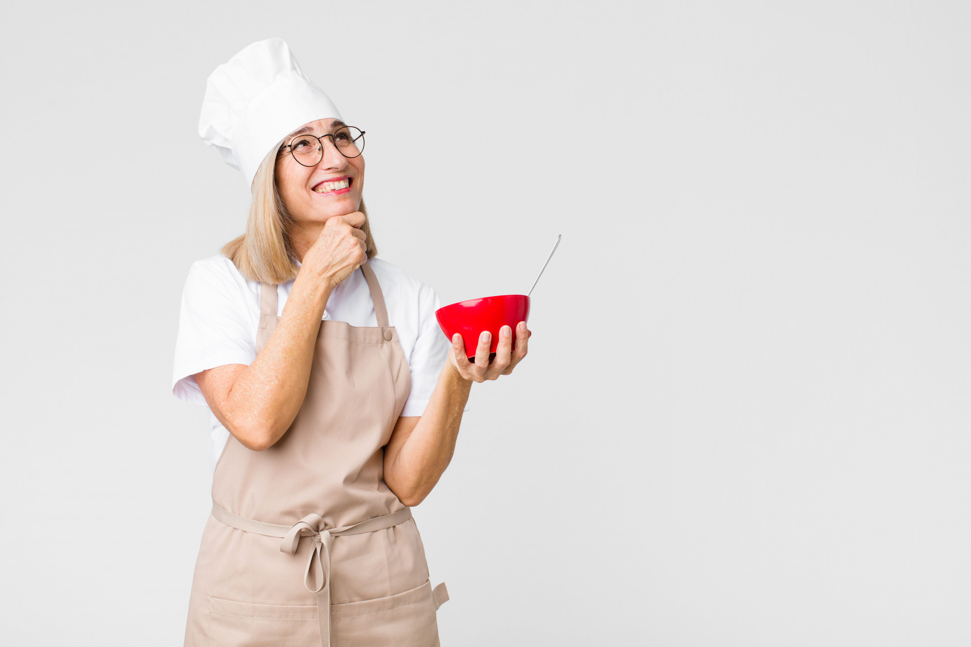 Allievo che assaggia una salsa